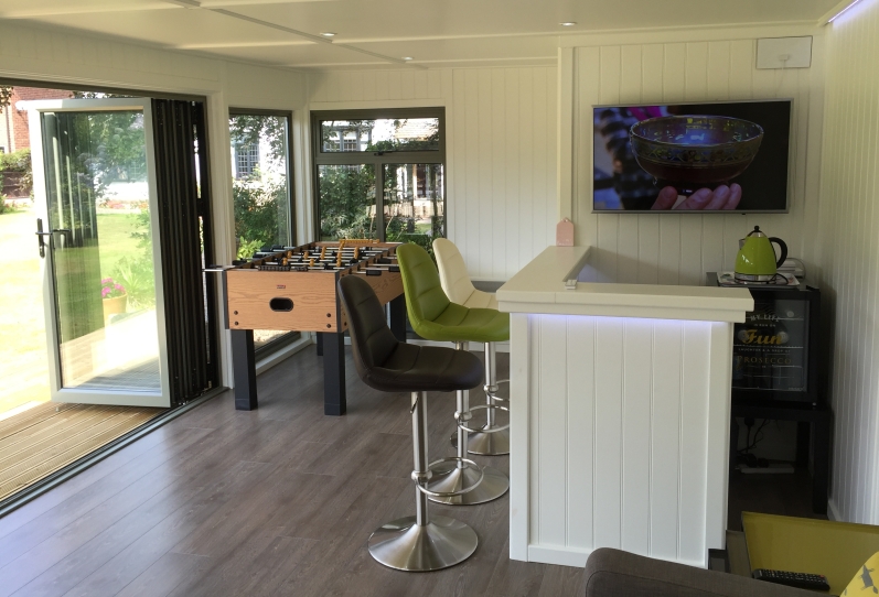 Garden Room with Bi-Folding Doors, Bar, Decking and Toilet London