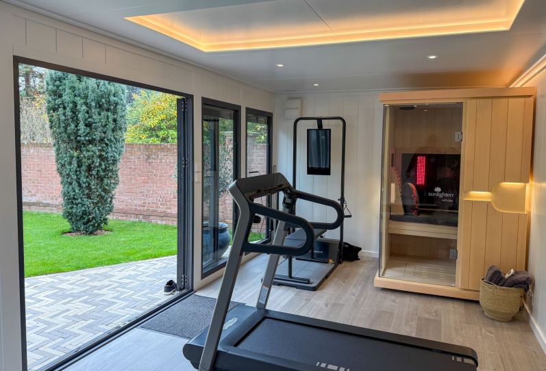 Luxury Gym & Sauna Suite in Surrey