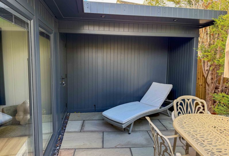 Turning an underused Surrey garden into a family social hotspot Ref:6491