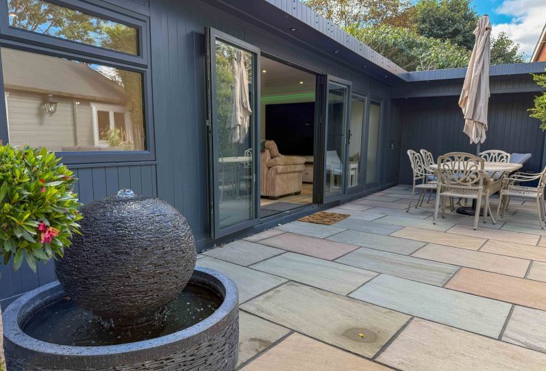 Turning an underused Surrey garden into a family social hotspot Ref: 6491