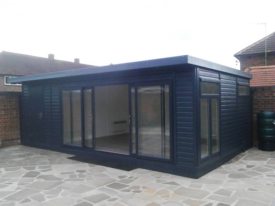 16x12 + 4x12 combination summer house painted in 'Anthracite'