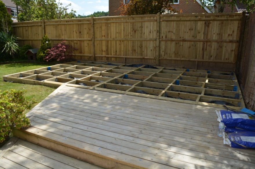 Our steel & timber frame is our preferred base method and causes very little disruption to the garden and its surrounds