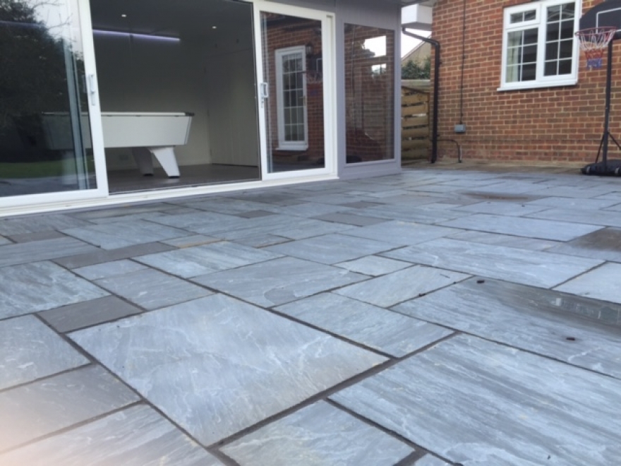 Indian sandstone with pro pointing product in a contrasting dark grey