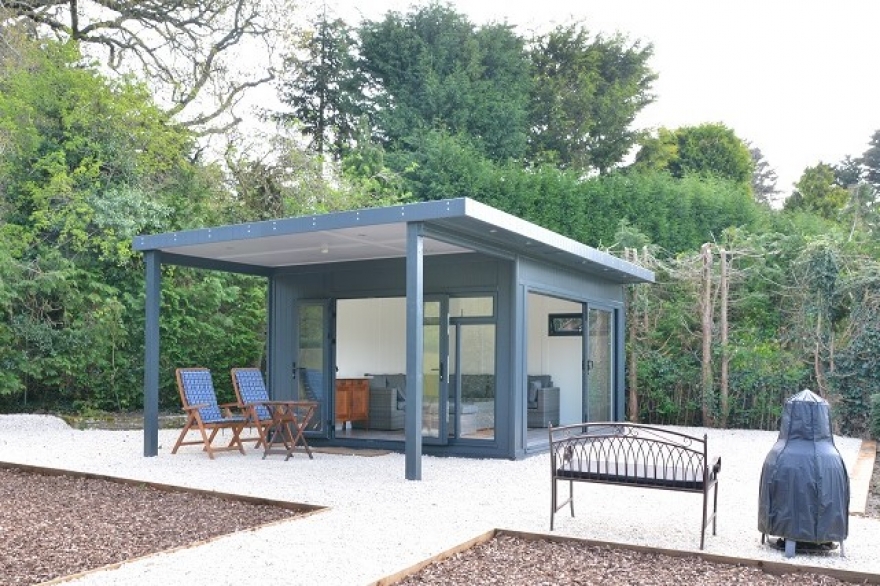 Garden room with seating area Reigate Surrey