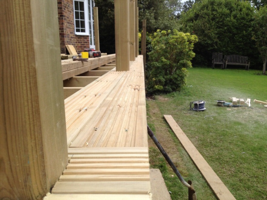 Decking perfectly straight over 9m, great craftmanship.