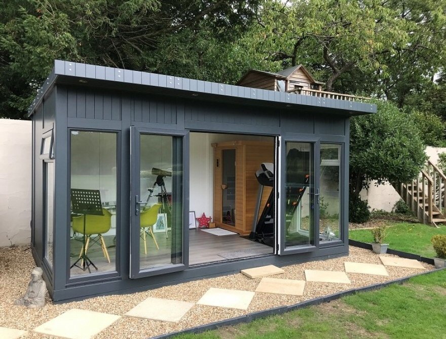 Full on Man Cave with Office, Running Machine, Sauna, and Telescope Installed in  Caterham