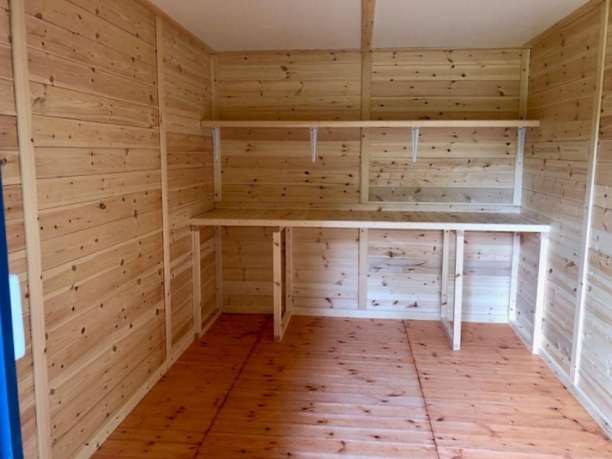 Lined & Insulated Storage with Staging
