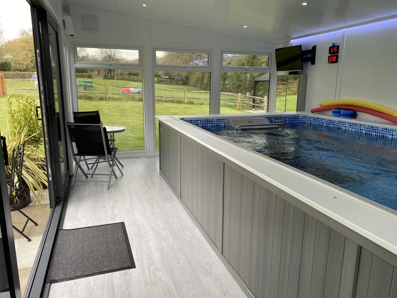 Endless Pool Room - Ref:5928