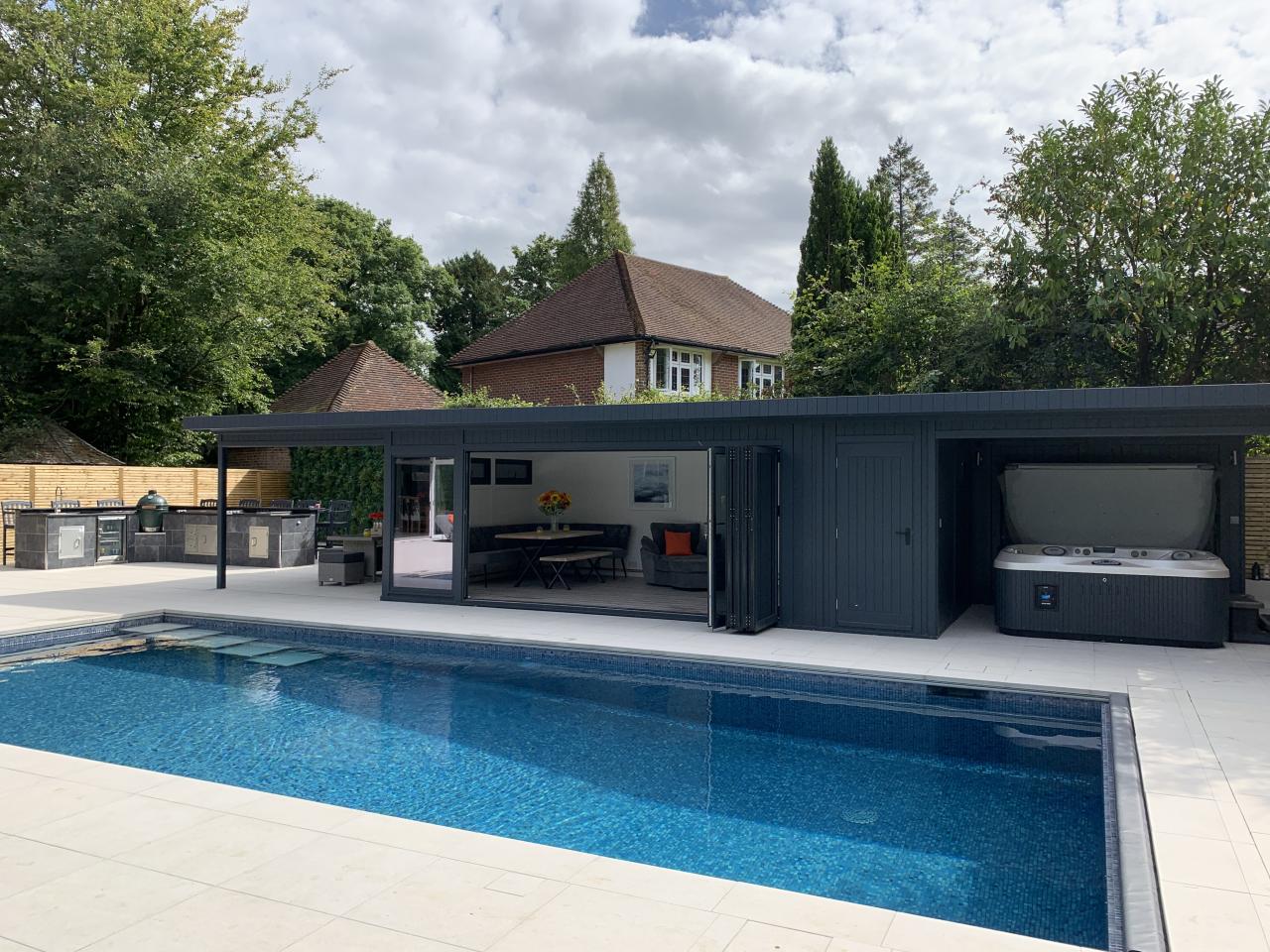  Pool-Side Room with double canopy  5830